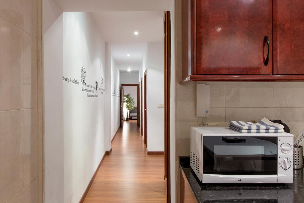 Apartamento Book in Madrid- Puerta Del Sol Habitación foto
