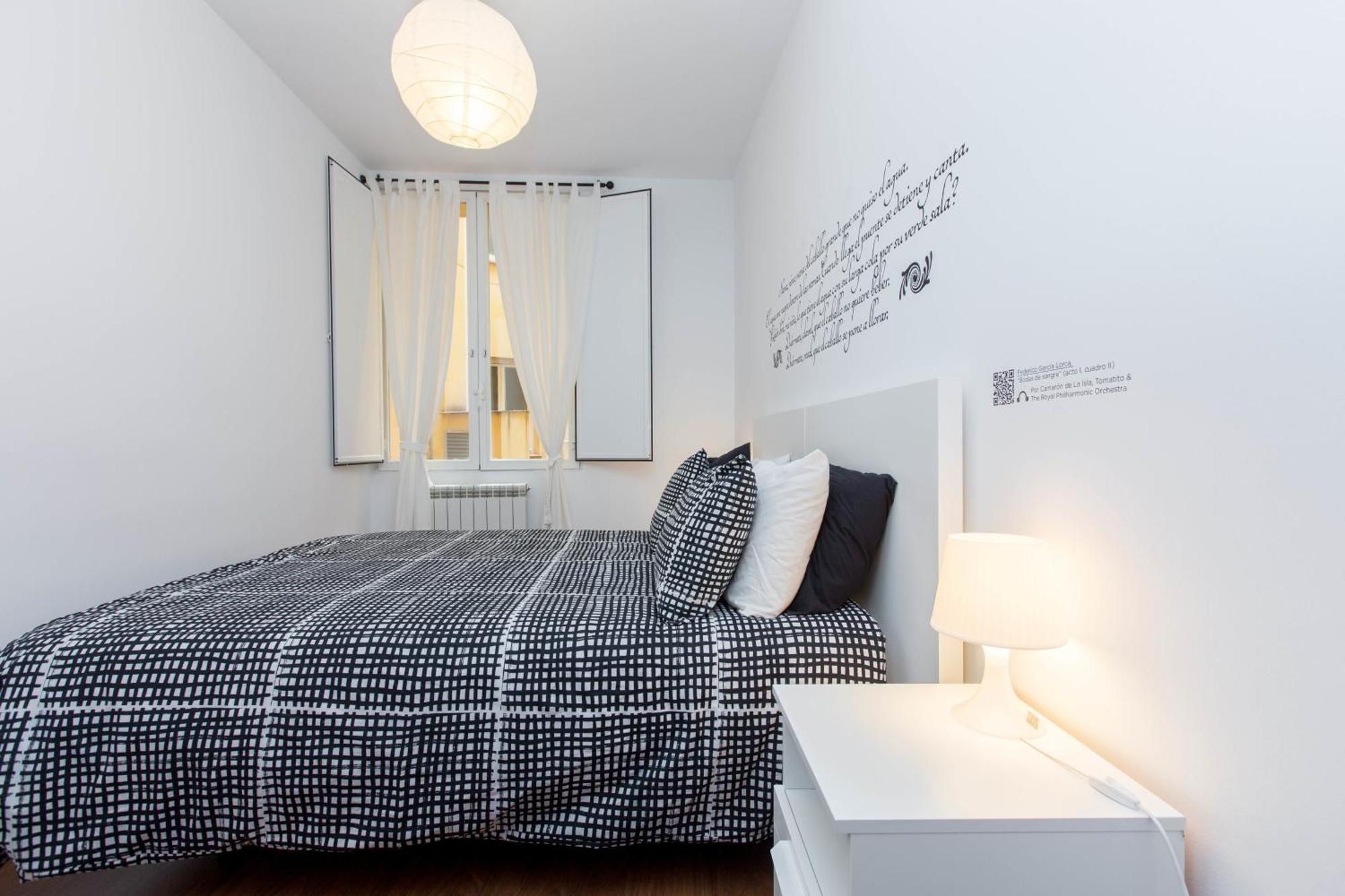 Apartamento Book in Madrid- Puerta Del Sol Habitación foto