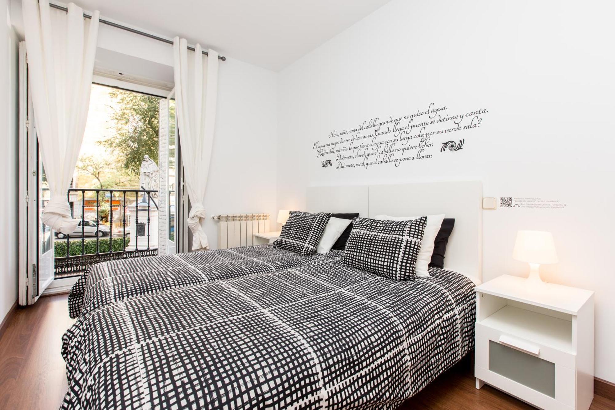 Apartamento Book in Madrid- Puerta Del Sol Habitación foto