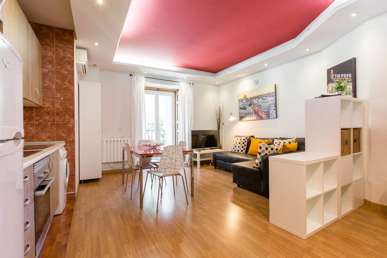 Apartamento Book in Madrid- Puerta Del Sol Exterior foto